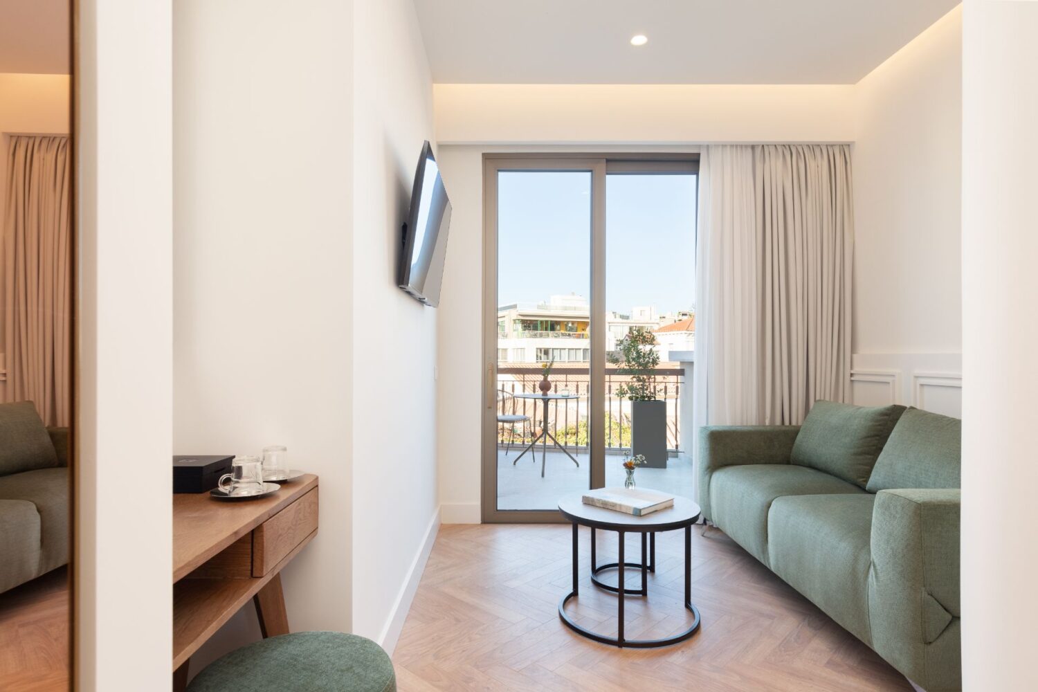 Athens city center suites with Acropolis
