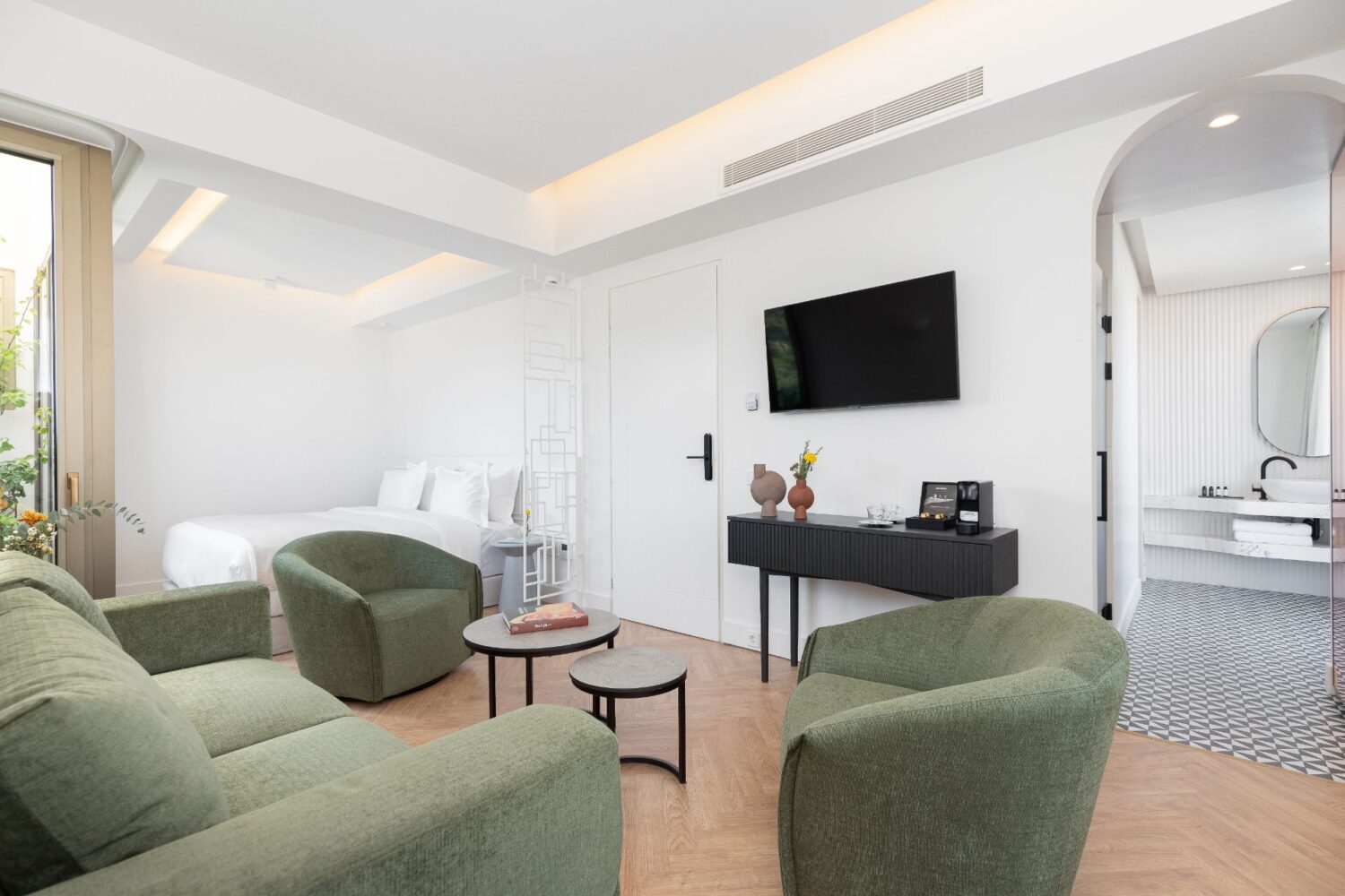 Premium Suite Amenities Athens