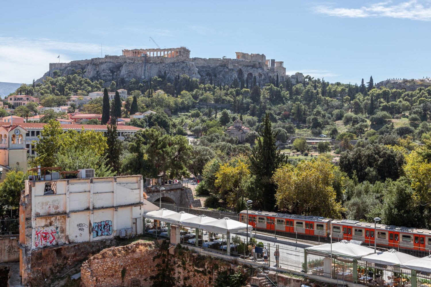 Upscale Athens rooms with Acropolis view