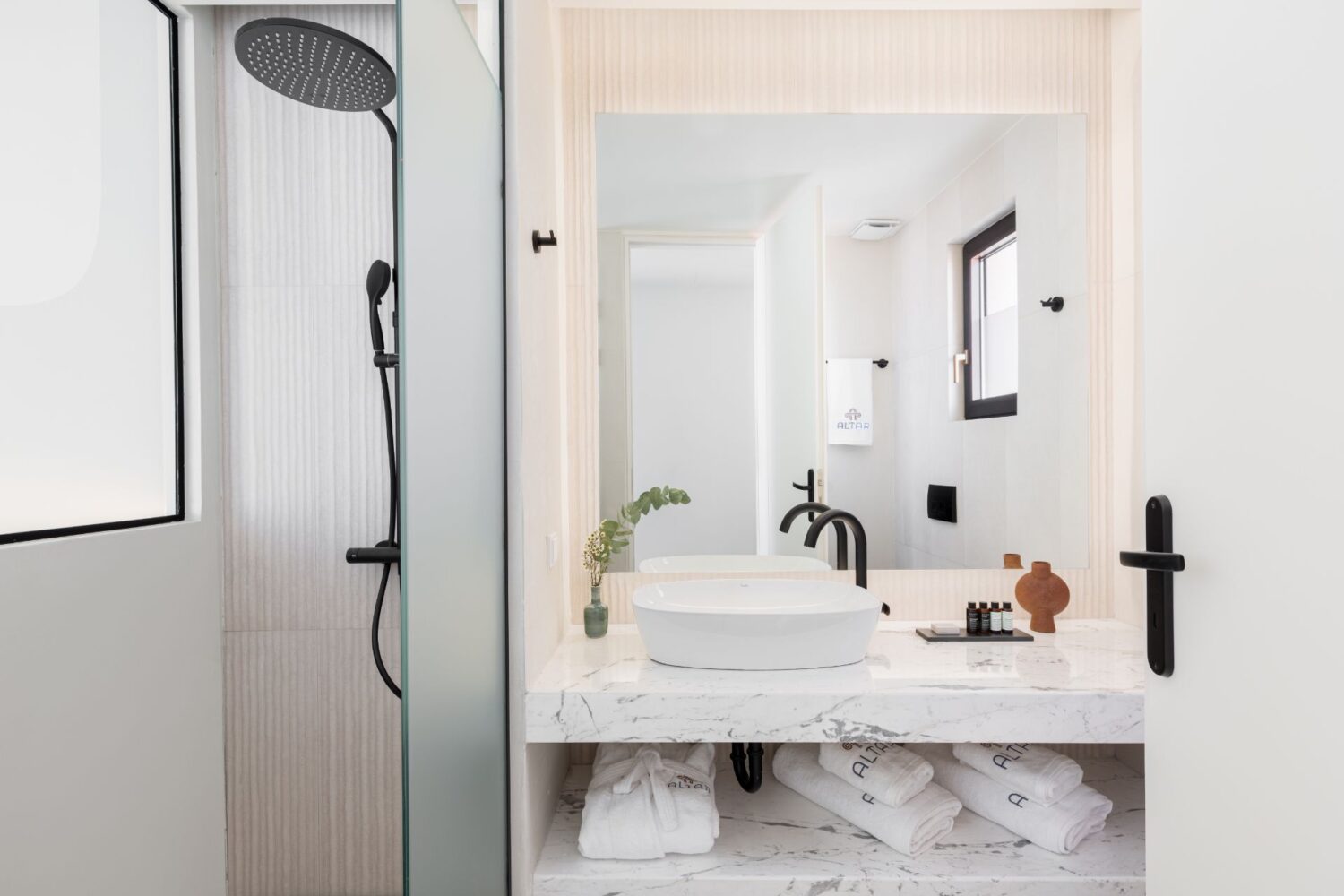 City center accommodation near Acropolis