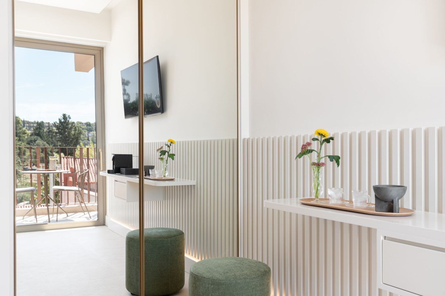 Acropolis landmark view rooms in Athens